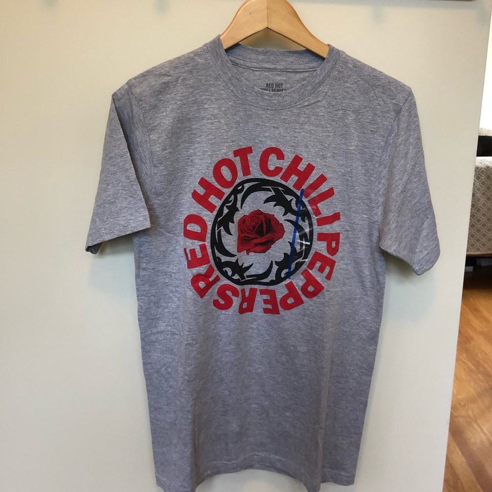 Men’s Red Hot Chili Peppers Band Tee